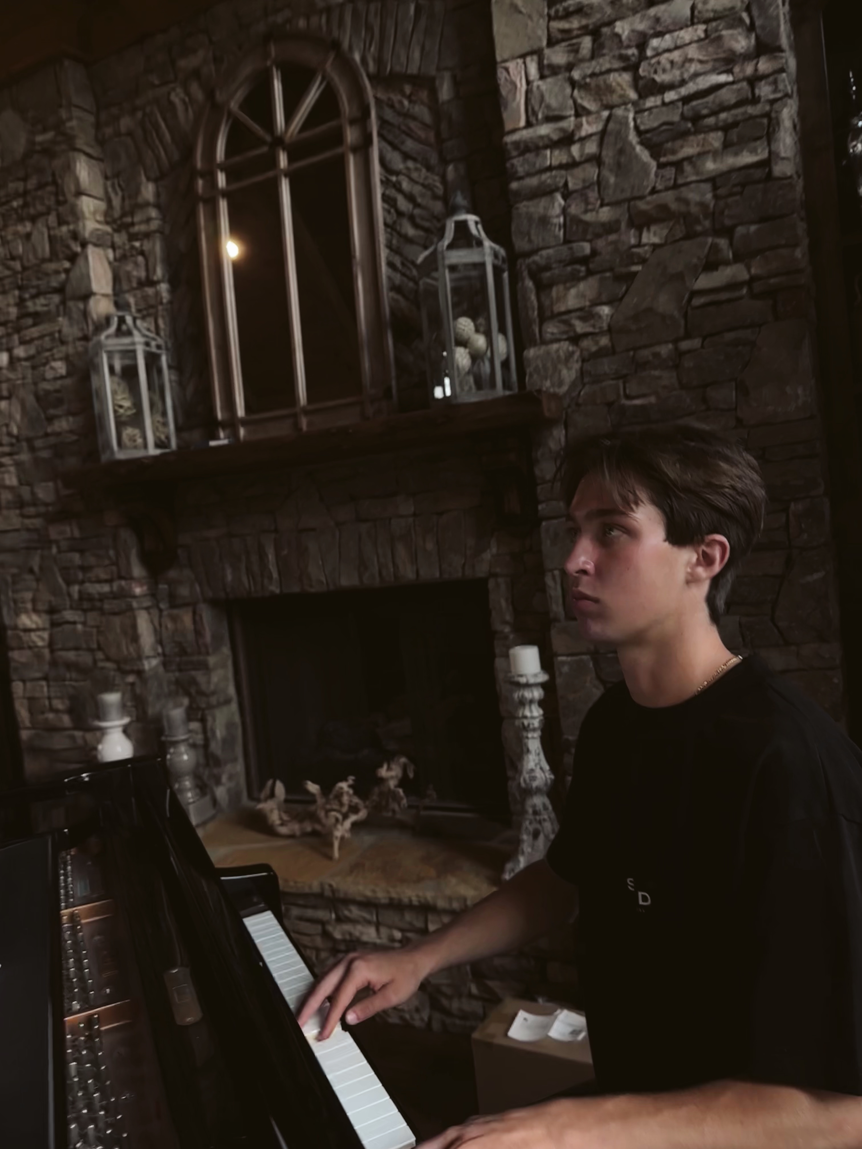 Andrew Trotter at piano